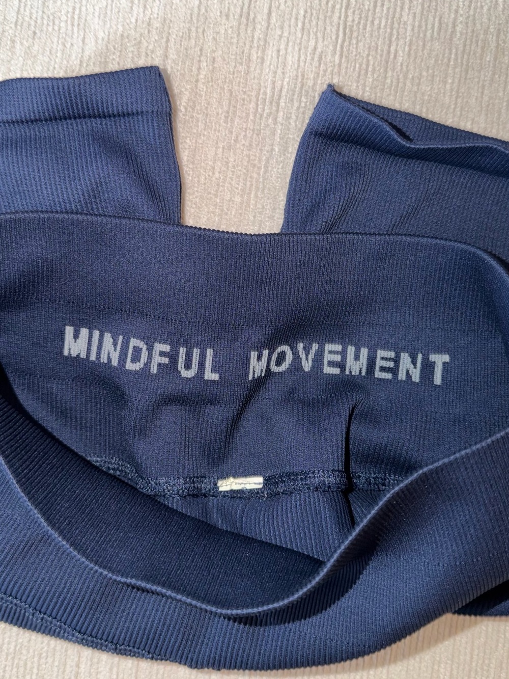 ALO Yoga Ribbed High-Rise Navy Bike Shorts 5” Seamless Favorite Blue - Picture 6 of 6